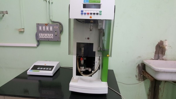 THERMO GRAVIMETRIC ANALYZER1